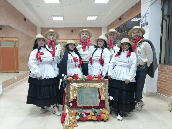 foto grupo uptc uno