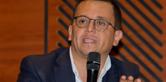 Rodrigo Rojas denuncia ante la Procuraduría procesos de contratación en Boyacá