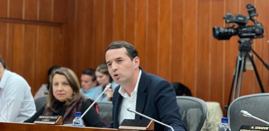 Wílmer Castellanos entre los congresistas que serán investigados por contratos en el Invias