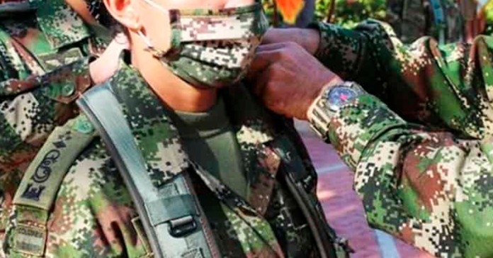 mujer-acoso-militar