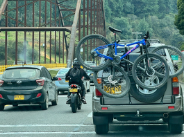 Los reductores que están provocando el gran trancón en la vía Tunja-Bogotá