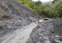 El negocio de hacer viaductos y mover barro