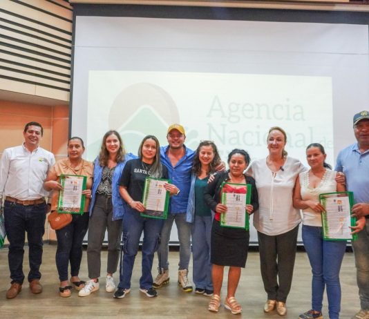 ‘Titulatón’ de tierras en la conmemoración del Día Internacional de la Mujer