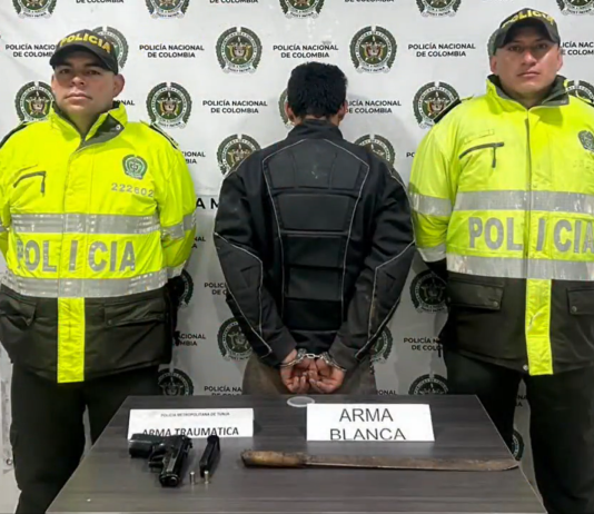 ¡Pelea con machete y pistola traumática en Tunja! Hay dos heridos
