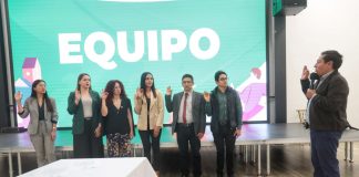 Maratón de nombramientos y posesiones hizo el gobernador Carlos Amaya