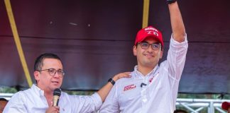 Los vainazos de Rodrigo Rojas en acto político en Sogamoso