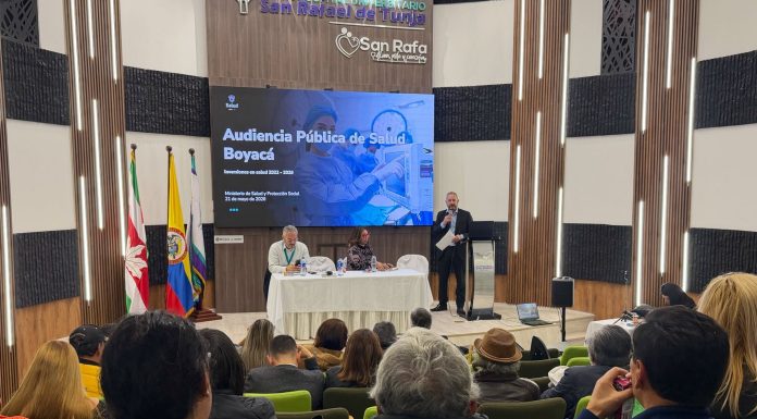 Audiencia Pública de Salud en Tunja: críticas a la Ley 100, denuncias por medicamentos y defensa de la reforma marcaron el debate