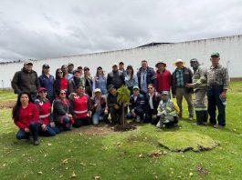 Urbaser se suma a la Semana Ambiental con jornada de siembra y limpieza en el Parque Recreacional del Norte