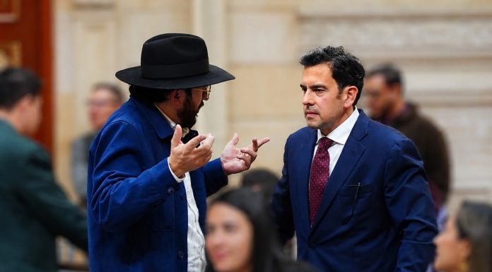 José Luis Bohórquez le reclama al Ministro por insinuación sobre incendios del Tolima