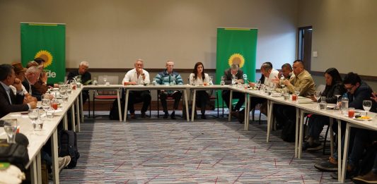 La independencia desató la guerra entre los verdes y Carlos Amaya terminó en el centro de la pelea