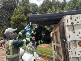 Atienden obstrucción e inundaciones en el caño del barrio Las Quintas, en Tunja